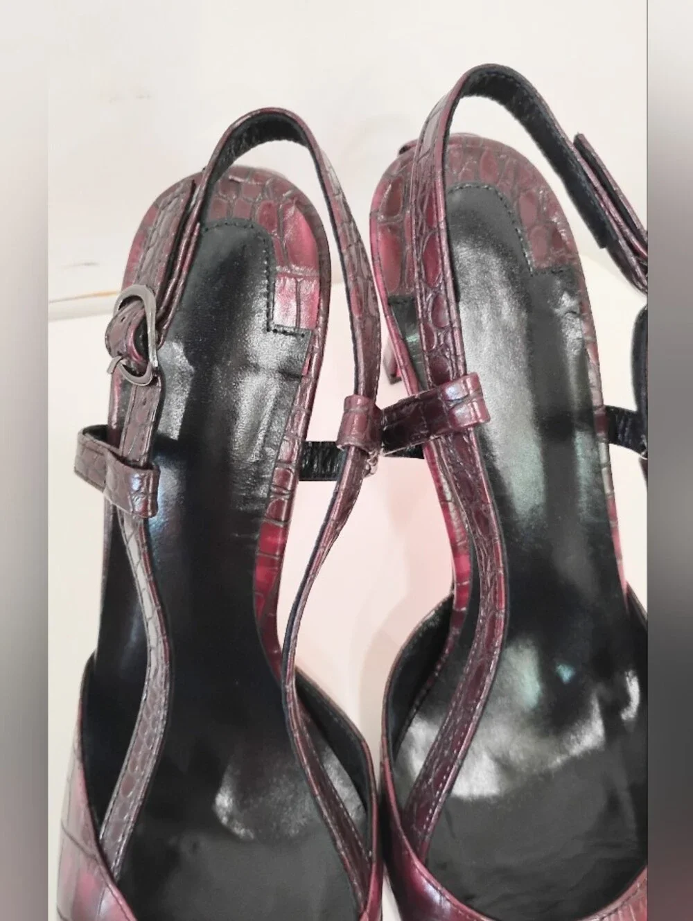 LOUBOUTIN INSPIRED SLING BACK HEELS NWOT